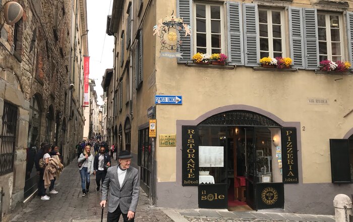 Albergo Il Sole, hotel storico 2 stelle affacciato su Piazza Vecchia a Bergamo Alta