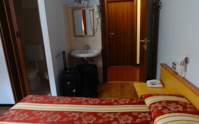 Ristorante interno con cucina bergamasca tradizionale