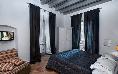 Vicoli acciottolati di Citta Alta intorno al B&B la Torre