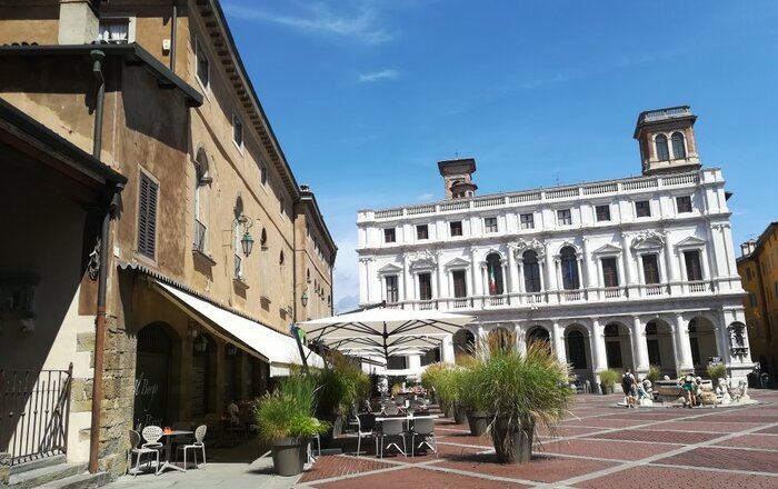 Bergamo Alta Guest House, appartamento in Via Gombito a 1 minuto da Piazza Vecchia