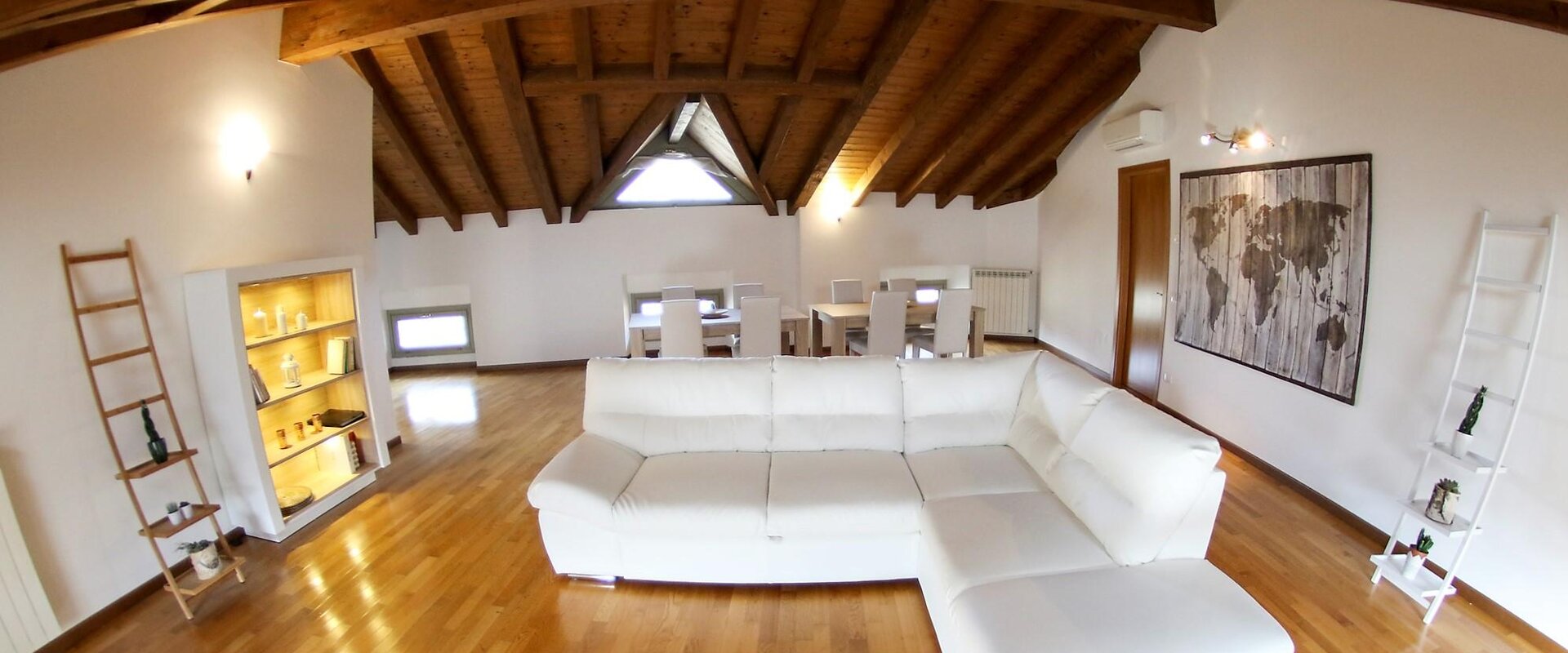 Donizetti Royal Bergamo, attico aristocratico di Via Torquato Tasso 94