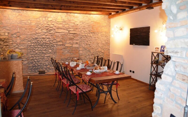 L'Angolo del Poeta Bergamo, B&B in edificio del XV secolo nel borgo storico di Borgo Palazzo