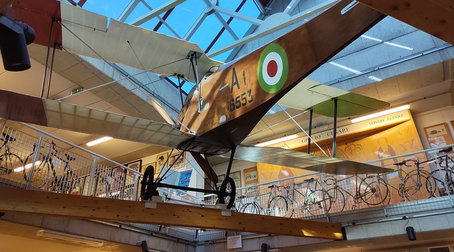 Museo del Falegname Tino Sana, 3.500 mq dedicati all'arte del legno ad Almenno San Bartolomeo