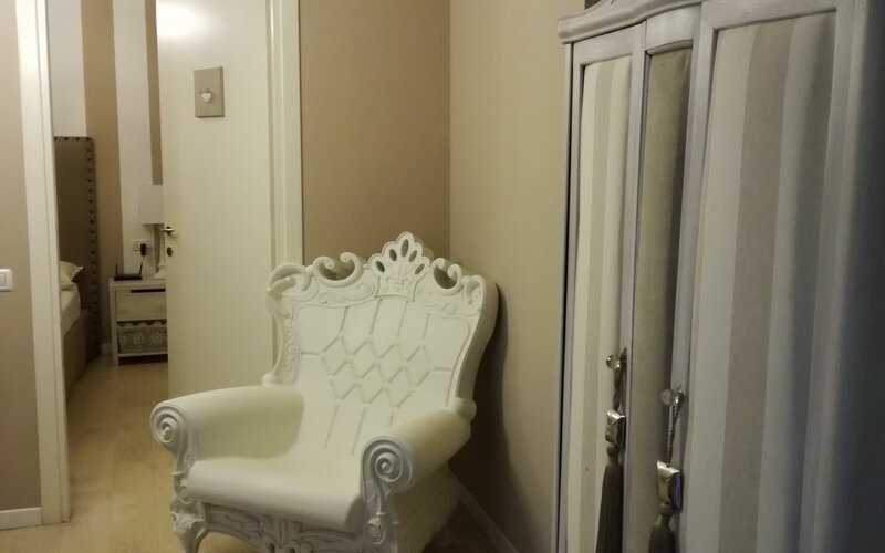 Petite Suite Bergamo, cortile interno silenzioso degli appartamenti su Borgo Palazzo