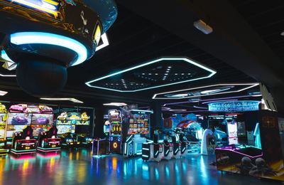XGamer Bergamo, bowling e sala giochi a Treviolo